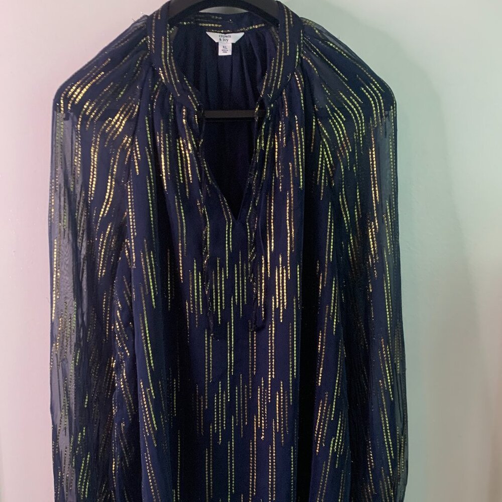 Women's Crown & Ivy Blouse SIze XL  Color Navy & Gold